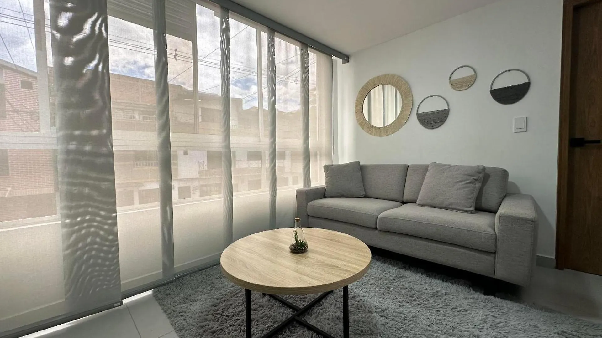 Modernos Apartamentos Cerca Al Poblado Medellín Apartmán